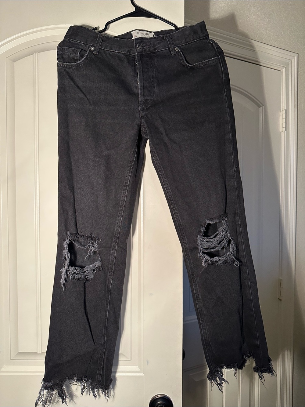 We The Free Black Distressed Ankle Cropped Jeans